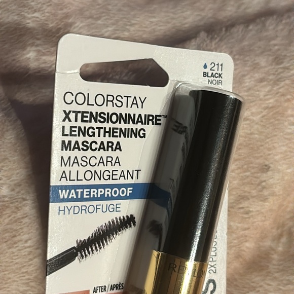 Eyelash Duo - Heated Eyelash Curler with Revlon Waterproof Mascara - Picture 8 of 10